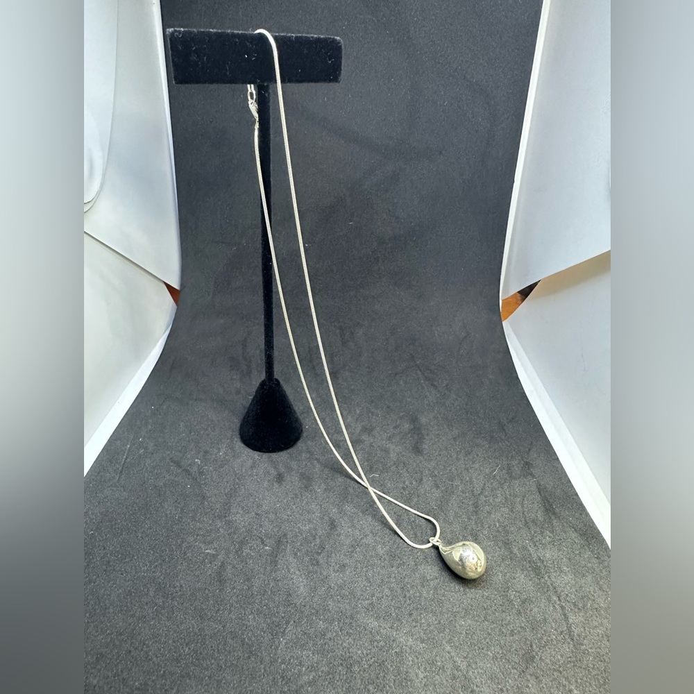 Sterling Silver teardrop necklace